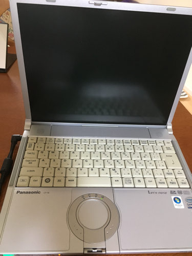 2.5万円 大人気パナソニックLet's note!