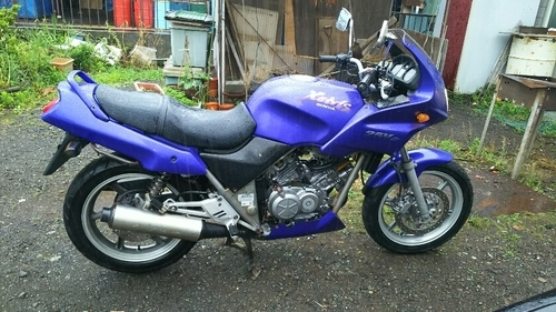 ホンダ　ゼルビス　セル始動　乗って帰れます＾＾　VTR?バリオス?ZZR?