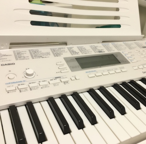 電子ピアノ♪