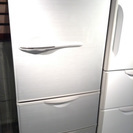 【期間限定30％OFF・全国送料無料・半年保証】冷蔵庫 AQUA AQR-261A(S) 中古