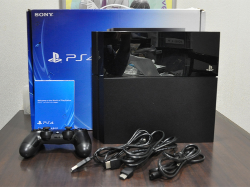 ソニー PS4 CUH-1100A 500GB ジェットブラック （お値下げしました）