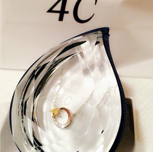 ブランドバッグ通販サイト 希少品 4℃ 星のネックレス【新品未使用】 その他