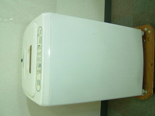 【値下げ】TOSHIBA　東芝　洗濯機　AW-42SA　2005年