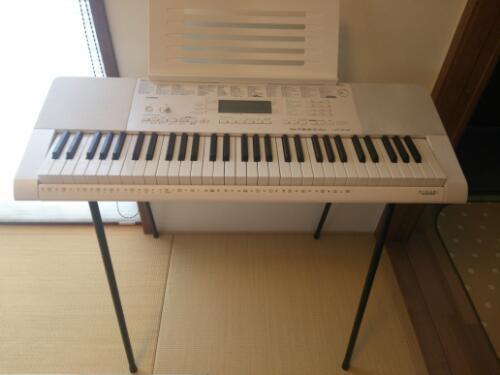 【値下げ！】電子キーボード カシオ LK-218 専用足付き