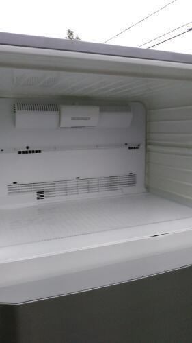 配送設置ご相談ください。　シャープ　2010年式　550リットル　大型冷蔵庫　2ドア　プラズマクラスター