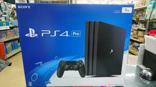 PS4 PRO CUH-7000B 新品！
