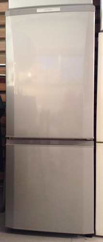 【期間限定30％OFF・全国送料無料・半年保証】冷蔵庫 2014年製 MITSUBISHI MR-P15X-S 中古
