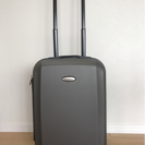 Samsonite スーツケース : 機内持込み可能、TSAロッ...