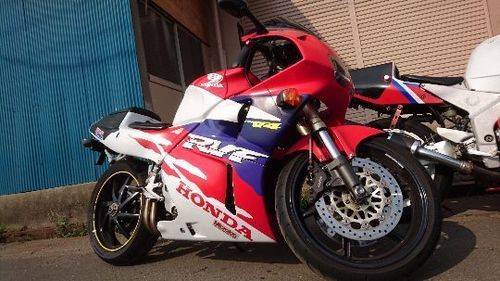 極上！！RVF400！！火曜日締め切り！！今週引き取りに限り五万円引き！