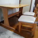 ダイニングテーブル　椅子4脚セット