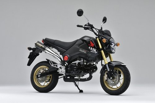 「ご成約済み」新品　GROM　グロム　(13-15)　GP-PERFORMANCE XL Type-S　ステンレス/カーボン)　オーヴァーレーシング(OVERRACING) 　グロム　MSX125　スリップオン 未開封　ホンダ　社外マフラー　４mini　日本製　大阪府・豊中市から出品　手渡し・発送　大歓迎です！！ヤフオク　メルカリ　１２５　原付二種　用　カスタム　マフラー　安い！！