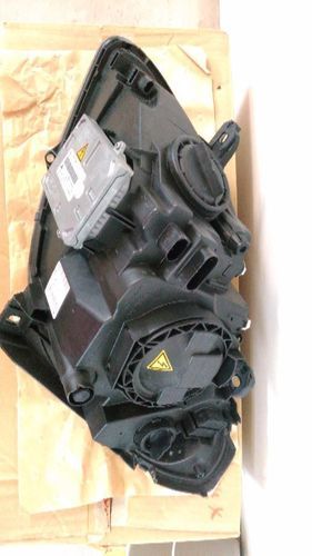 ベンツBクラスCBA-245233右ヘッドライトキセノンアッセンブリ - 外装  