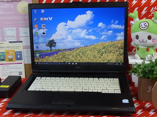 【完全整備済み】DVD作成できます/Win10/最新オフィス/初心者/安心サポート/富士通