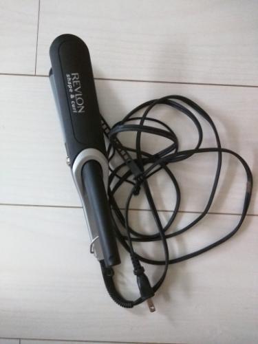 新品REVLONヘアーアイロン‼