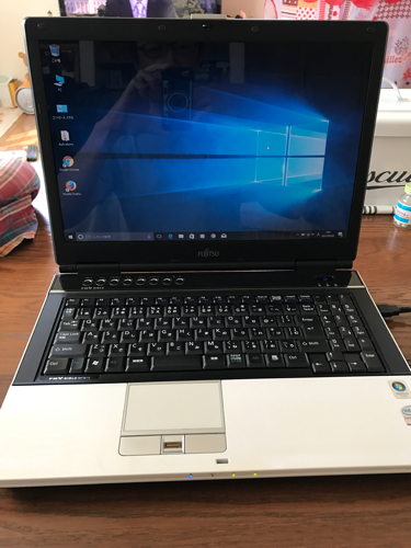 美品 FUJITSU FMV BIBLO NF/B70 Win10 Pro 64bit  C2D P8400 メモリ2GB HDD 250GB 無線ラン 10キー