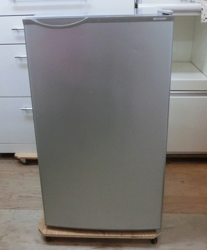 【販売終了しました。ありがとうございます。】SHARP　1ドア　冷蔵庫　SJ-H8Y　2014年製　中古品
