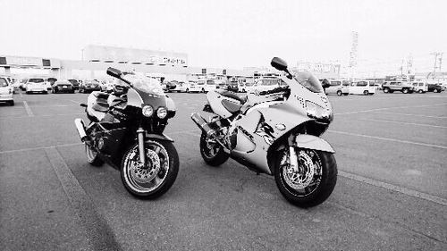 CBR-400RRを格安でお売りします。