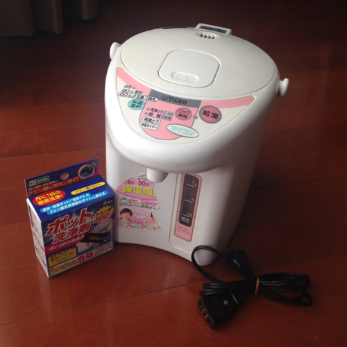 【受渡完了】洗浄剤つき！TIGER製電動ポット2.2リットル