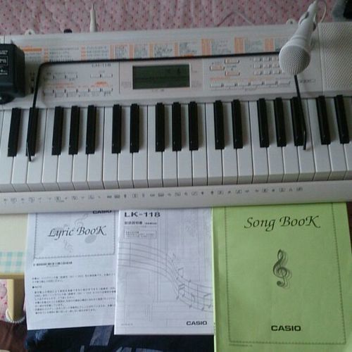 未使用品同様★カシオCASIO 光ナビゲーションキーボード LK-118★使いやすいピアノ