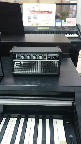 新品、ローランドJC-01、ブルーツース スピーカー