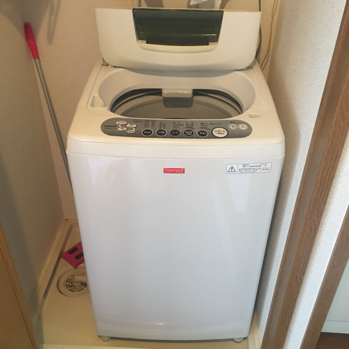 TOSHIBA 洗濯機 、洗剤置きラック