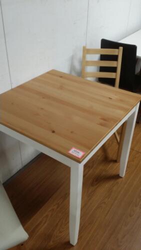 【IKEA　ダイニングテーブル　2人掛け】 食卓セット　美品