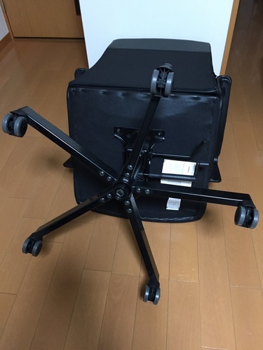 Ikea製 レンチで組み立て 解体できる ゆったりで頑丈な黒色オフィスチェア Kぽん 代々木上原のオフィス用家具 いす の中古あげます 譲ります ジモティーで不用品の処分