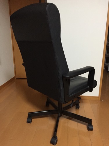 Ikea製 レンチで組み立て 解体できる ゆったりで頑丈な黒色オフィスチェア Kぽん 代々木上原のオフィス用家具 いす の中古あげます 譲ります ジモティーで不用品の処分