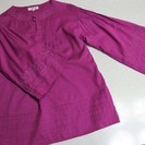 ほとんど未使用　刺繍ブラウス（３号サイズ、赤紫色、長袖、女性用）です！