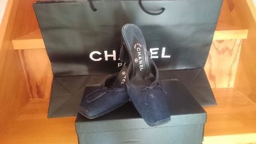 CHANELのデニムミュール
