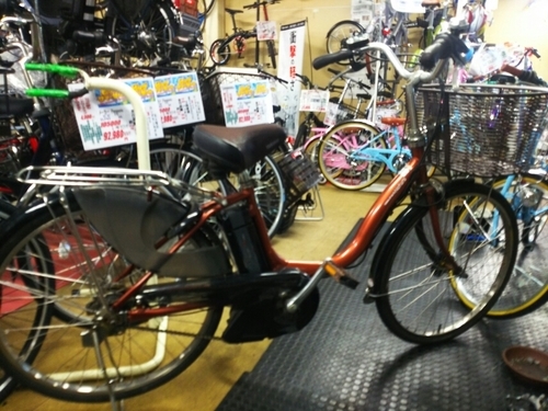 特選中古車出ました！！　　YAMAHA　PAS　ナチュラLスーパー　24インチ　2011モデル　　新品8Ahバッテリー