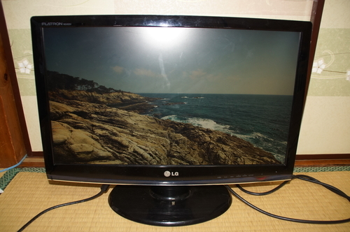 LG W2453V-PF 24インチ　液晶ディスプレイ