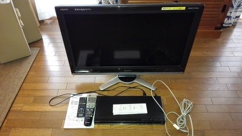 動作確認済AQUOS液晶テレビ32インチLC-32DS5（B-CASカード\u0026リモコン付き）＋ブルーレイ再生機器BDP-S380