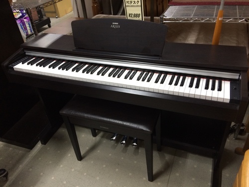 ★来店限定★YAMAHA　デジタルピアノ　ARIUS　YDP-141　88鍵　椅子付き