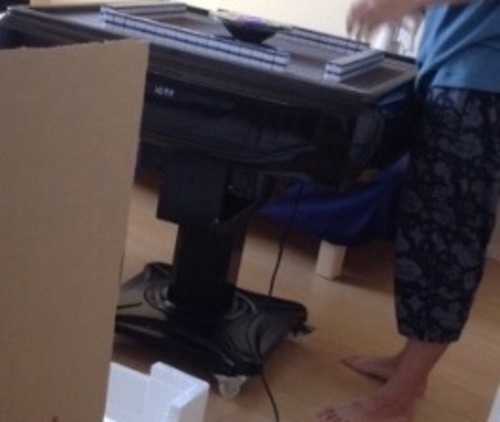 全自動麻雀卓(美品) コメント必読！ 全自動麻雀卓 アモス ヴィエラ 禁煙店