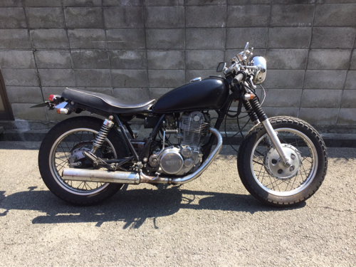 ヤマハ SR400 多少破れ、サビ等ありのため激安