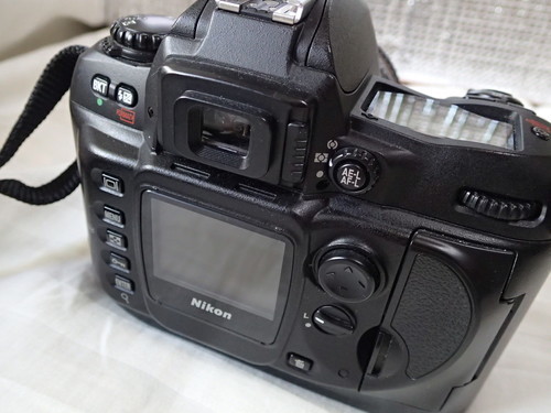 Nikon デジタル一眼　D100　35−70㎜レンズ、取説付き　すぐ使えます。