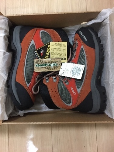 モンベル 登山靴 未使用 24センチ