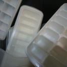 離乳食ストック作りに最適 フタ付きの大きめ製氷皿たくさん