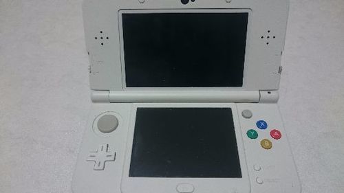 New ニンテンドー3DSをお譲りします。
