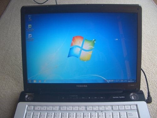 東芝　ノートパソコン　dynabook TX/67E　　液晶は明るくてとてもきれいです