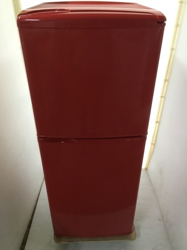【超歓迎された】 アクア　137Ｌ　冷蔵庫　2012年製　レッド　お譲りします 冷蔵庫