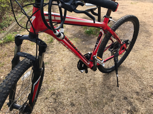 マウンテンバイク売ります(上記の画像の奴です)