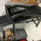 本格派ランニングマシン　トレッドミル