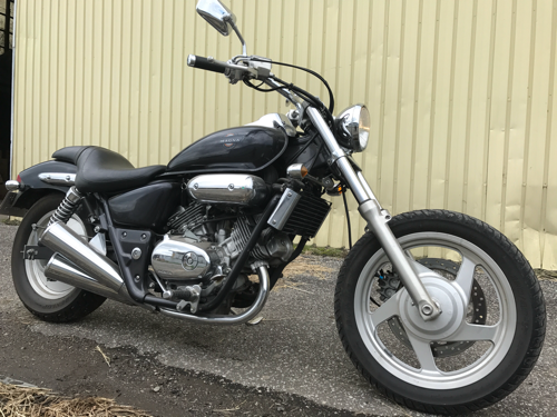 マグナ250