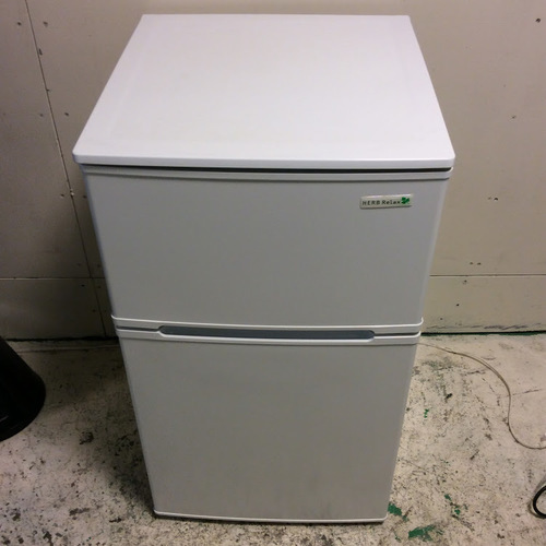 【全国送料無料・半年保証】冷蔵庫 2015年製 HerbRelax YRZ-C09B1 中古