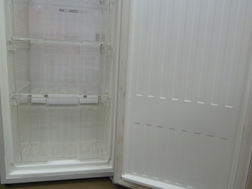 【ハンズクラフト博多店】ナショナル 冷凍庫 NR-FZ121W-H 2007年製 中古 120L 3ヶ月保証！ ハンズクラフト博多店】ナショナル 冷凍庫 NR-FZ121W-H 2007年製