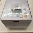 MITSUBISHI 5.5合炊飯器　ミツビシ　炊飯ジャー　2013年　NJ-XS103J 三菱