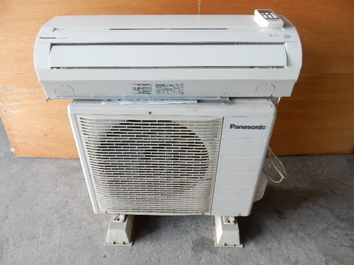 引取り限定★Panasonic/パナソニック 2.2kw 冷暖房ルームエアコン CS-22RKH-W 2009年製 室内外機セット