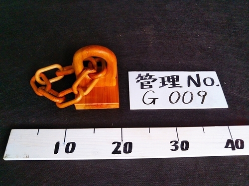 希少・レア！繋ぎ目なしの木の鎖　(檜（ヒノキ）使用)【ミニチュア・ハンドメイド・木工細工・古民家シリーズ】